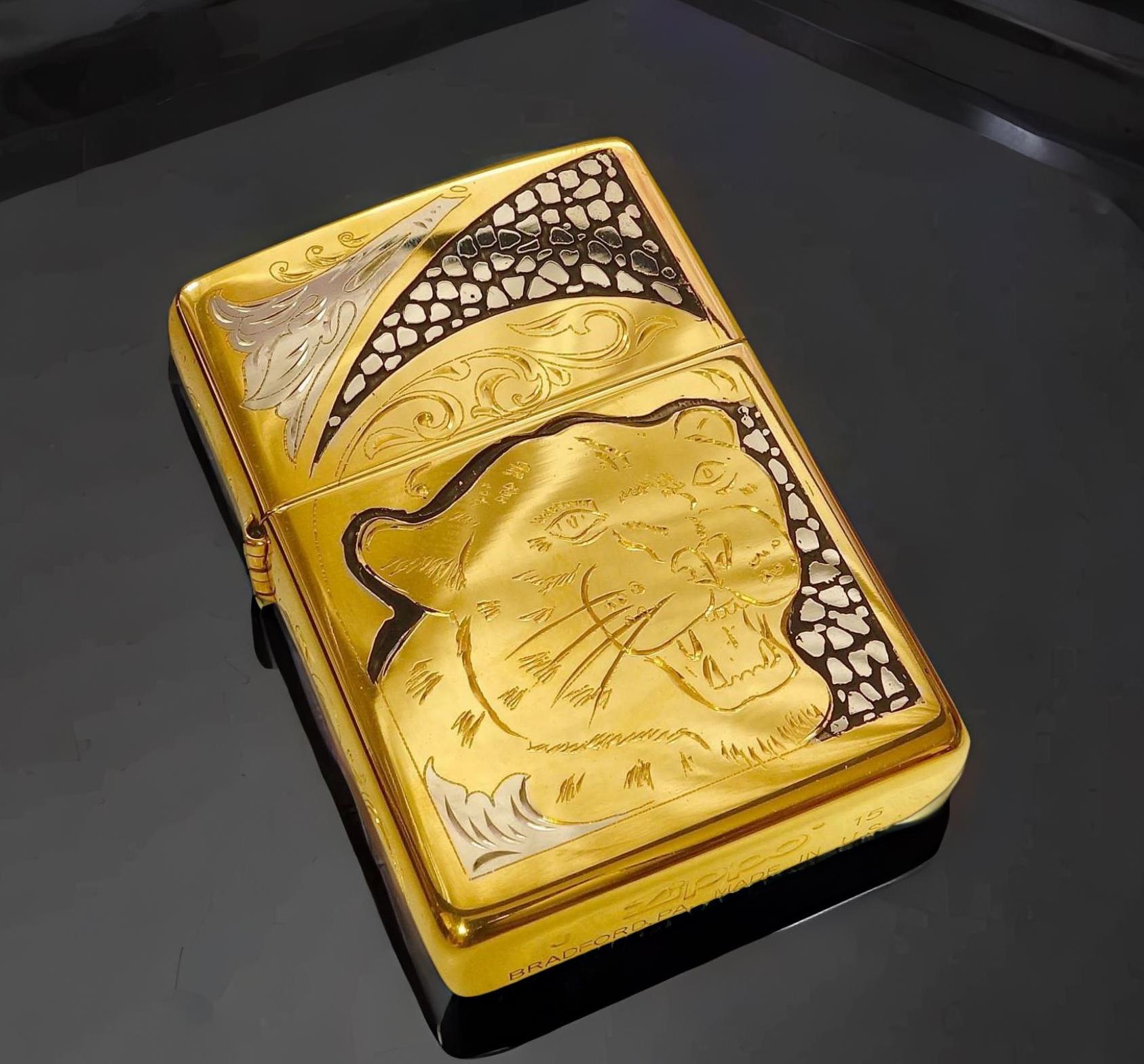 Зажигалка Zippo с гравировкой "Пантера", фотография 1 из 3